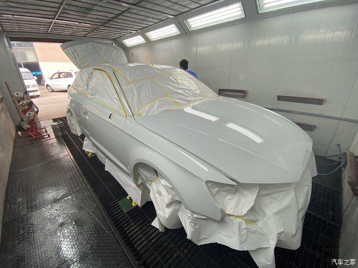 旧貌换新颜，奥迪A3，5年老三喷涂式隐形车衣，改色作业多图慎入