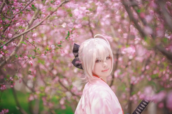 求樱saber冲田总司的cos图，不要毁的，谢谢