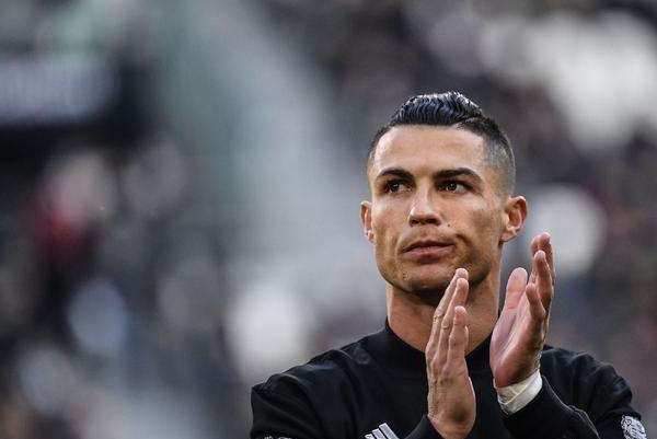 C罗连续10场破门,他为何如此强大?