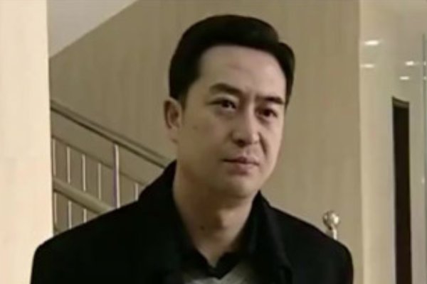 如何评价神圣使命?剧情风格怎么评价?